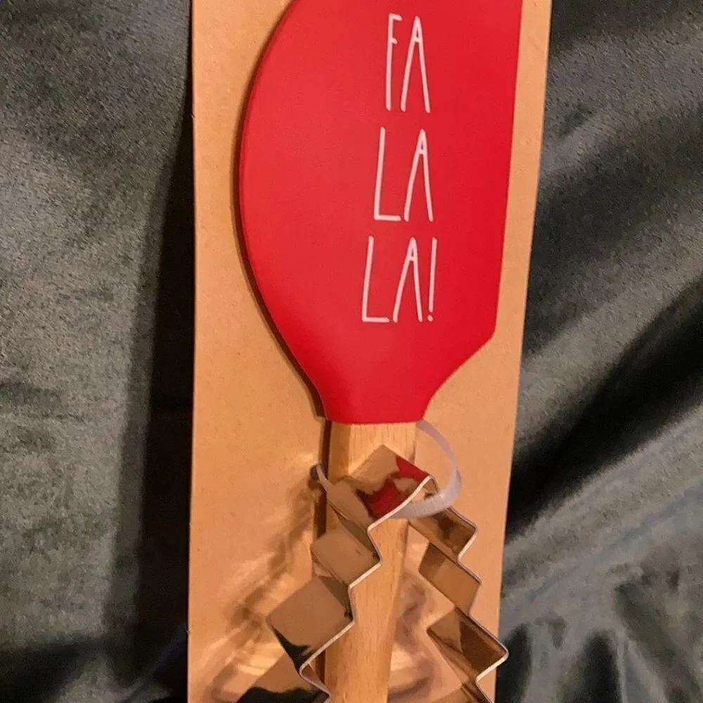 NEW! Rae Dunn Christmas Red Fa La La Spatula with Christmas tree Cookie Cutter